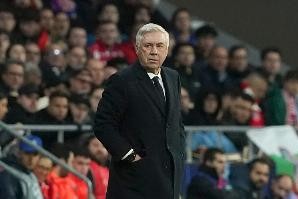 星空体育官方入口-获得意大利足协颁发“特别奖”，安帅发文：得到同事的认可是荣幸