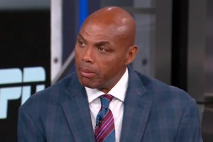 巴克利：阿德巴约该庆幸他在2026年打球，在过去我们会“杀”了他