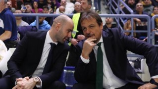 字母哥进攻犯规多？土耳其和希腊主帅玩起心理战